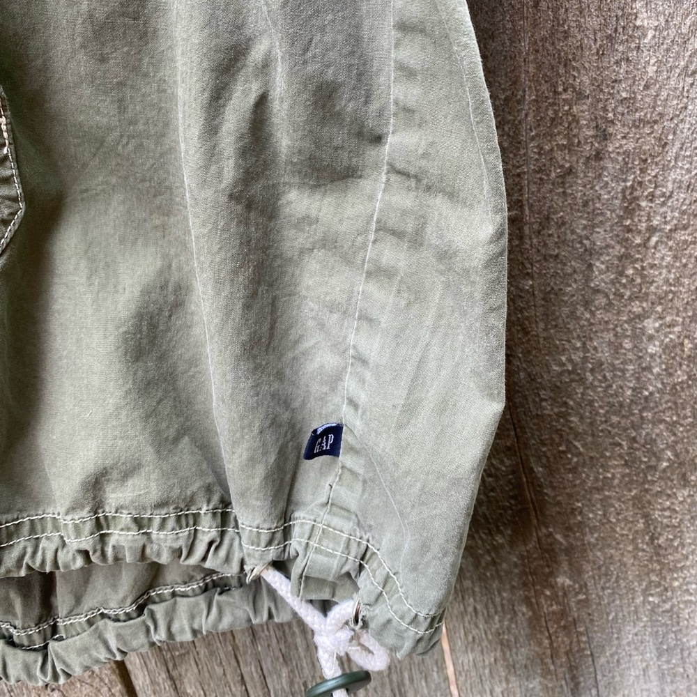 GAP windbreaker pullover - Picture 7 of 8